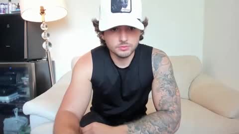 Snapshot of zaylanez chatting on March 9, 4:55 pm Zay lanez online show from March 9, 4:55 pm