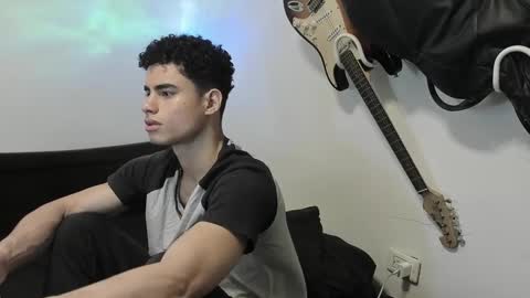 zenzhu online show from December 3, 9:12 pm