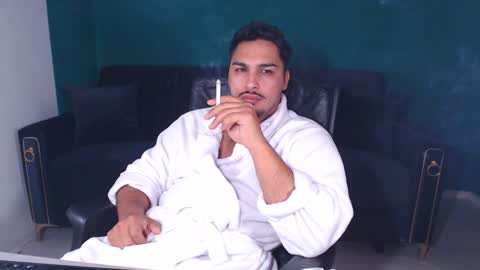 zenobaro online show from January 23, 8:04 am