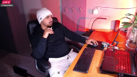 zenobaro online show from February 23, 6:08 pm