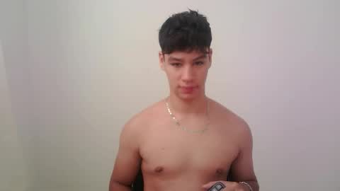 zeus_183 online show from October 5, 2:54 pm