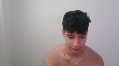 zeus_183 online show from December 2, 1:03 pm