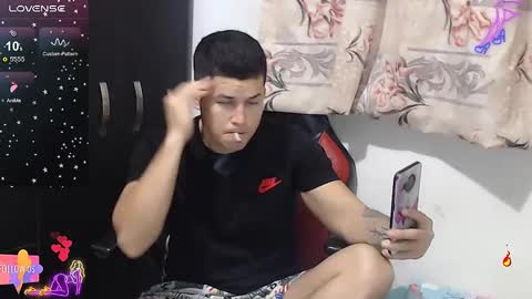 zeus__27 online show from December 15, 3:34 am