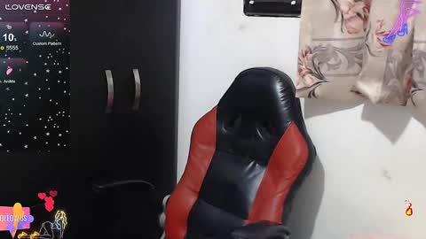 zeus__27 online show from December 10, 4:24 am