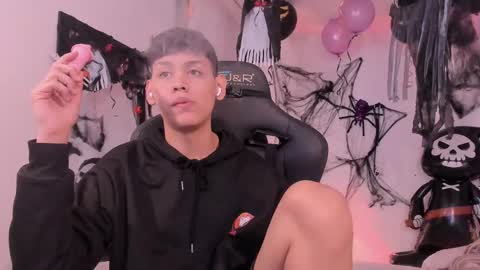 zeus_blaze online show from October 8, 12:31 pm