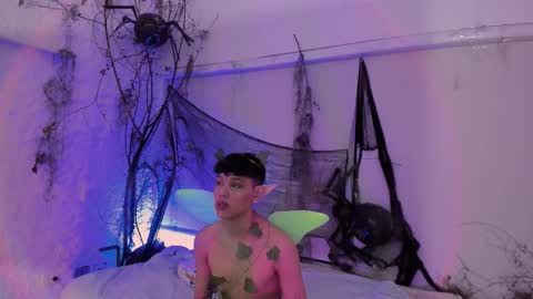 zeus_blaze online show from October 31, 5:42 am