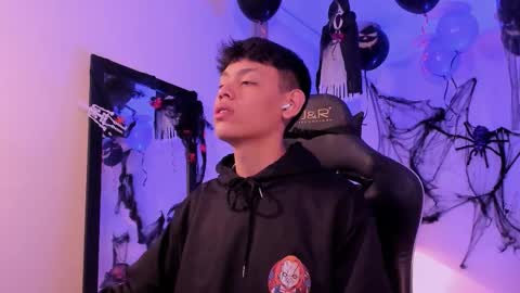 zeus_blaze online show from October 11, 1:15 pm