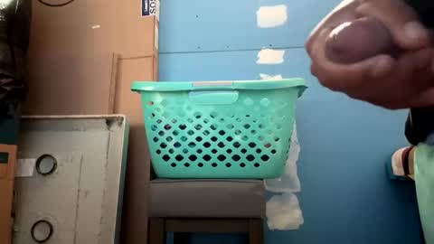 zhariffclee23 online show from October 14, 9:44 pm