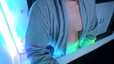 ziemlichflutschig online show from November 6, 5:43 am