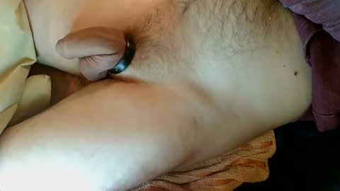 Snapshot of zobzob67 chatting on March 10, 6:34 pm Tom online show from March 10, 6:34 pm