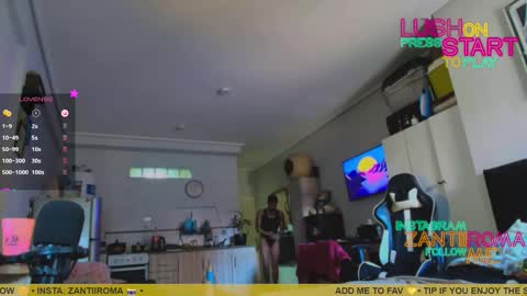 Snapshot of zrd1988 chatting on September 9, 6:40 pm zantiirma online show from September 9, 6:40 pm