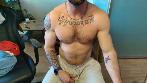 Zuko online show from April 3, 1:46 am