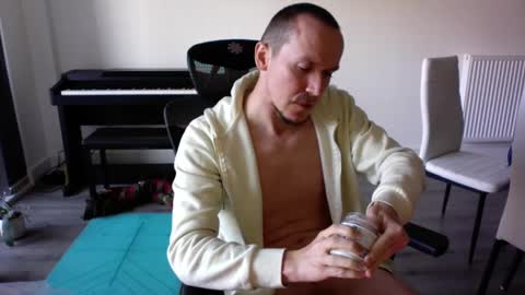 zuperinho1234 online show from March 3, 12:32 pm