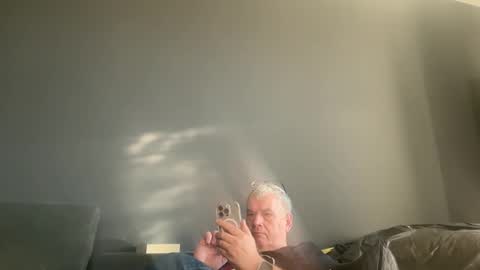 zwickauer1969 online show from October 21, 7:33 am