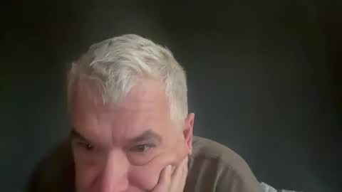 zwickauer1969 online show from September 12, 5:29 am