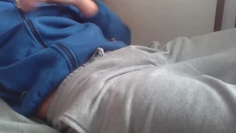 zyggy87 online show from December 1, 12:41 pm