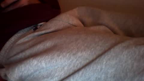 zyggy87 online show from December 15, 7:33 pm