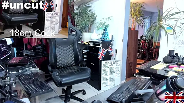OnlineBossUK online show from December 14, 3:58 pm