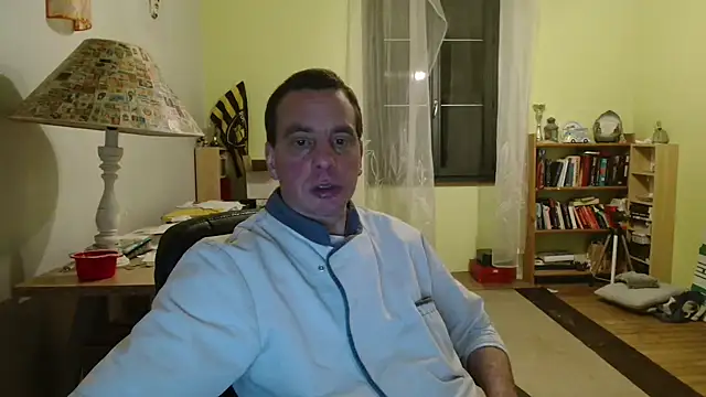 Snapshot of cloupefun chatting on December 23, 4:55 am cloupefun online show from December 23, 4:55 am