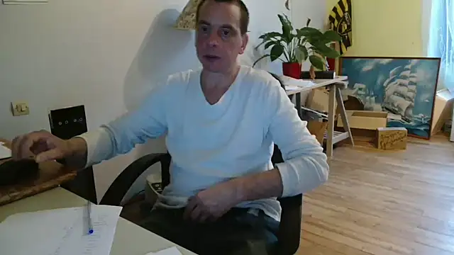 Snapshot of cloupefun chatting on September 29, 6:01 am cloupefun online show from September 29, 6:01 am