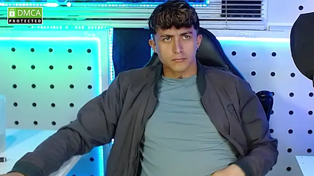 Darko0717 online show from October 13, 10:27 pm