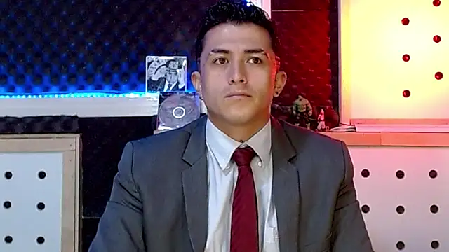 Darko0717 online show from December 4, 1:53 pm
