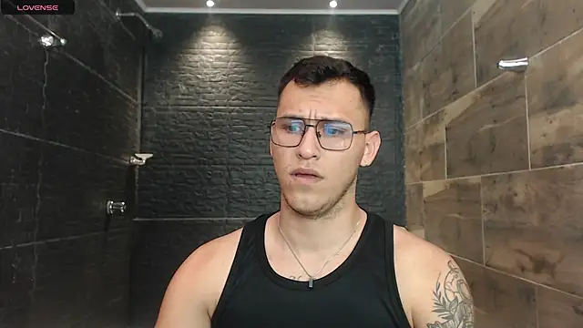 lorenzo rey online show from January 21, 2:11 pm