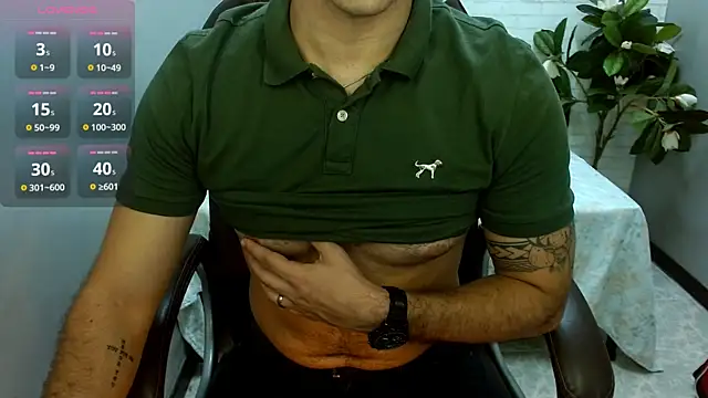lorenzo rey online show from December 18, 2:17 pm