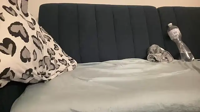 Sasha  Love online show from December 5, 5:37 am