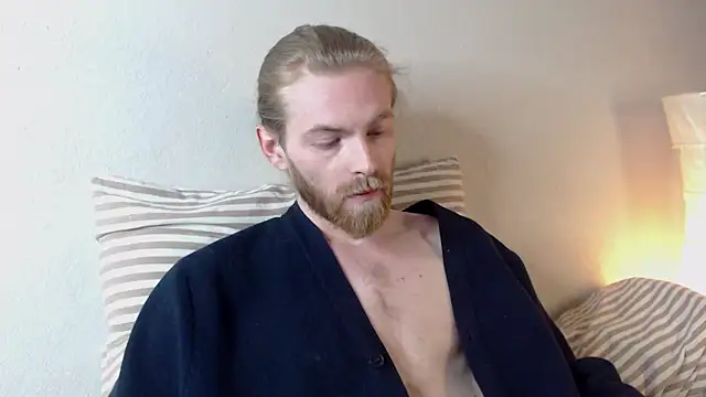 Damien Bi online show from February 28, 1:15 am