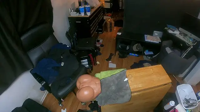 leanjamesdean online show from September 20, 8:25 am