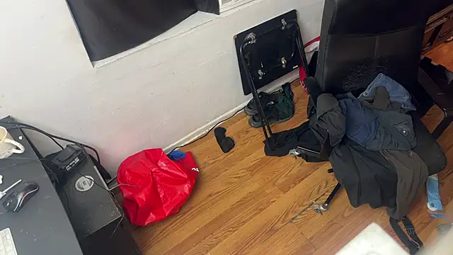 leanjamesdean online show from May 30, 2:55 am