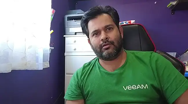 Snapshot of Sakhtlaundaz chatting on December 2, 3:01 pm Sakhtlaundaz online show from December 2, 3:01 pm