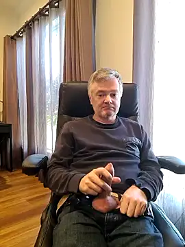 MichOxxford online show from February 16, 1:03 am