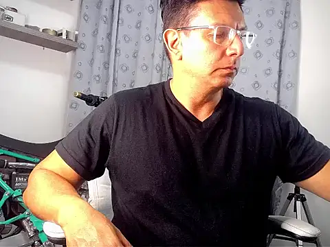 Snapshot of pedropicapi chatting on October 4, 2:38 am pedropicapi online show from October 4, 2:38 am
