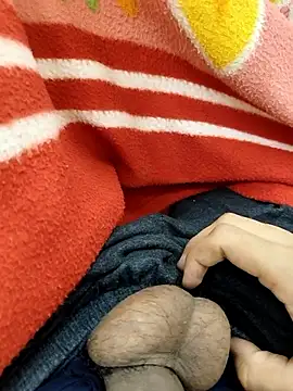 Horny boy321 online show from September 16, 7:36 pm