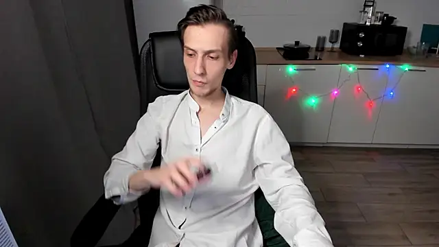 Rick Reed online show from December 18, 10:39 pm