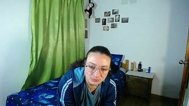 monkeywillwhite online show from October 23, 2:04 am