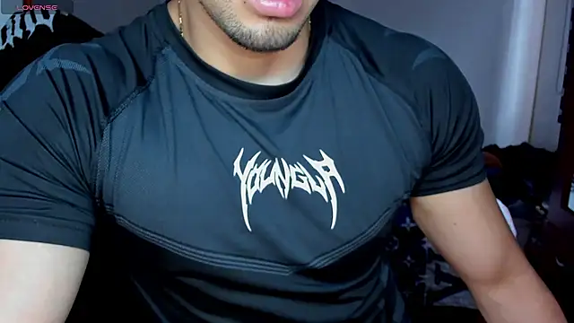 Tommy Bred online show from May 28, 6:28 pm