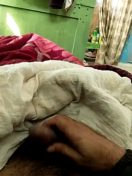 Sanny212 online show from February 11, 4:44 am