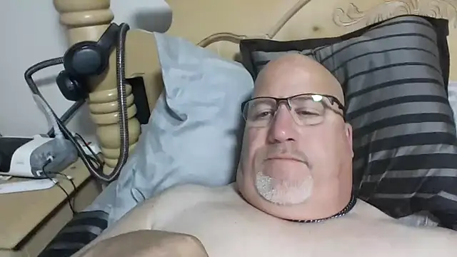 Bigbear0563 online show from October 27, 5:54 am