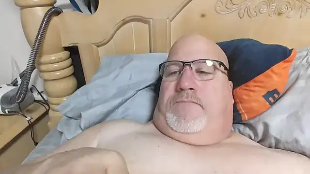 Bigbear0563 online show from January 11, 4:33 pm