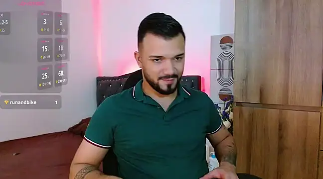 Snapshot of mathew_vidal1 chatting on December 3, 3:40 am mathew vidal1 online show from December 3, 3:40 am