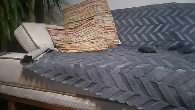 reslerkek31 online show from February 20, 7:37 pm