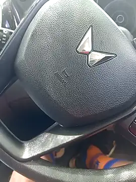 PhillipStout online show from December 3, 11:38 am