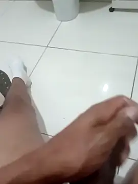 PhillipStout online show from November 24, 2:12 am