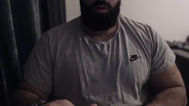 hugemachohandsome online show from November 27, 10:24 pm