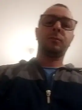 Scorpionesiciliano online show from March 3, 5:09 pm