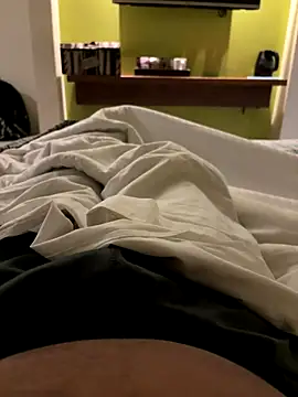 yourheroforfun online show from December 19, 7:22 pm