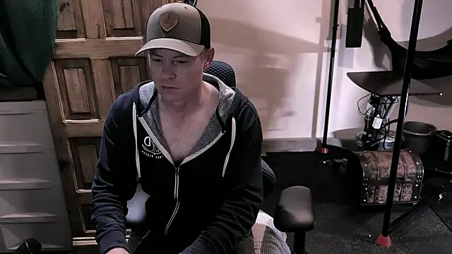 GymyXY online show from March 7, 7:19 am